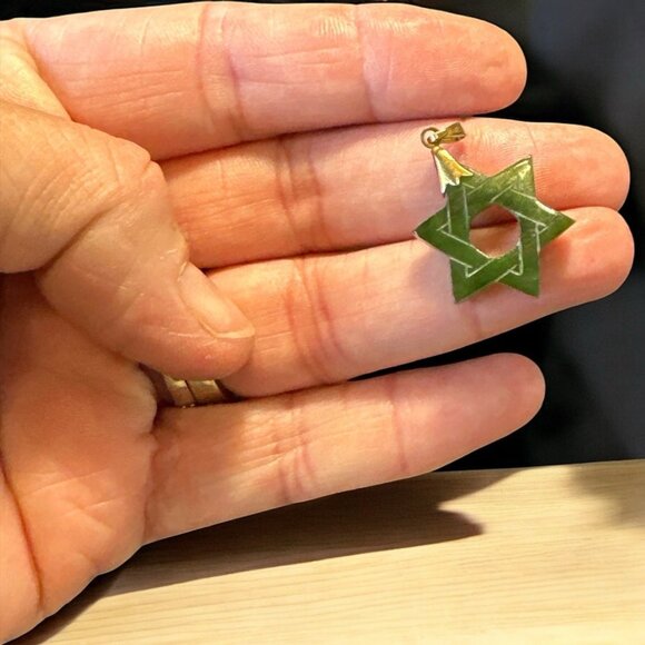Jade Jadeite Jewish Star Of David Pendant - Picture 2 of 4